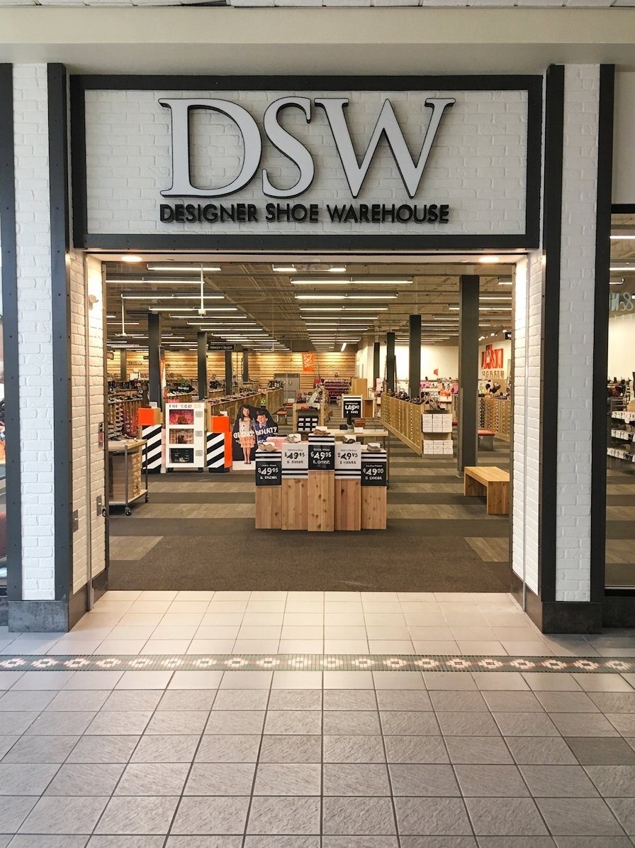 DSW finished sales floor, Savannah, GA